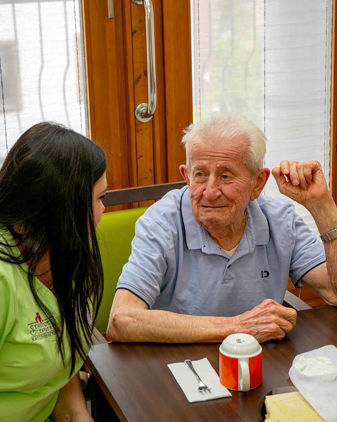 Leseaktivität mit Bewohnern